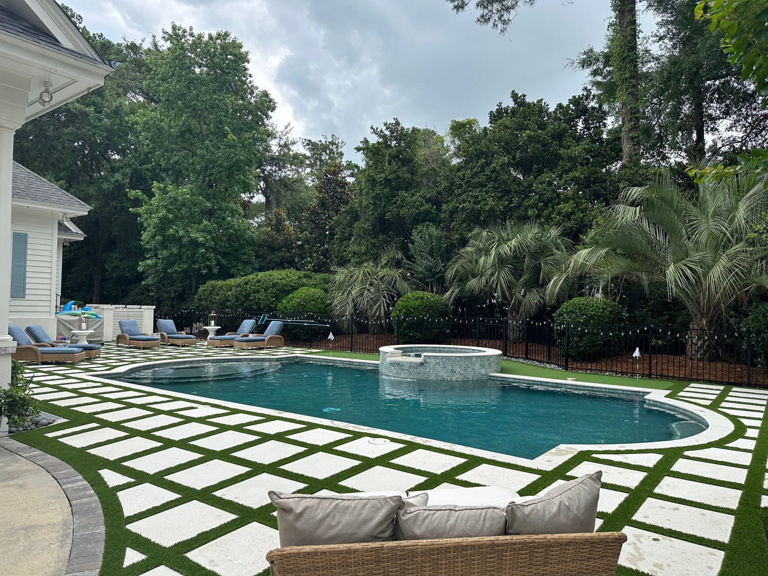 Artificial Turf with Pavers 3